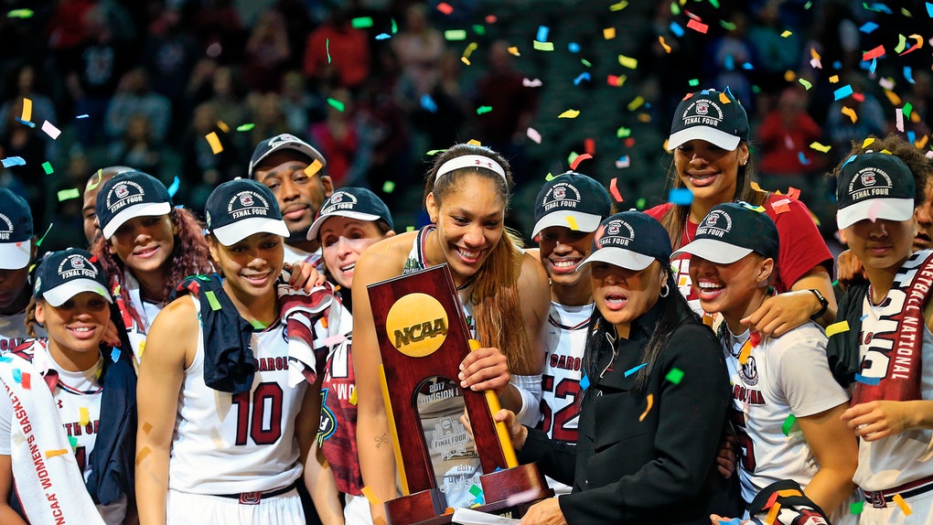 Top 5 Women’s College Basketball Power Rankings: South Carolina ...